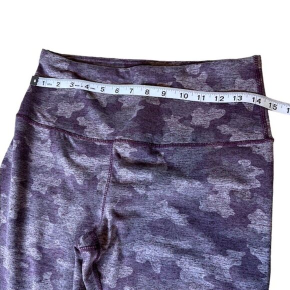 Kyodan Leggings Cropped Purple Camo Print Size Medium - Picture 4 of 9